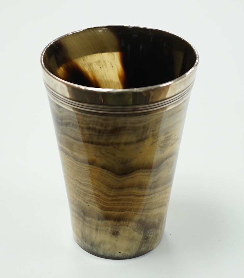 A late Victorian silver mounted horn beaker, marks rubbed, height 10.7cm.